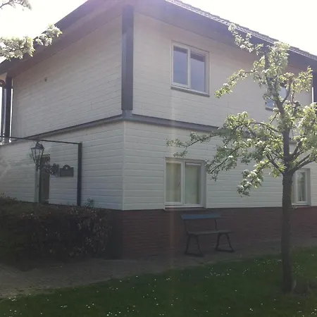 Landgoed Overbetuwe 'heerlijkheid Heteren' Bed & Breakfast *